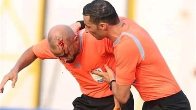 لابد من نبذ العنف.. أول تعليق من الاتحاد التونسي بشأن واقعة الاعتداء على حكم مباراة البنزرتي والإفريقي