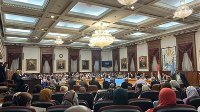 محافظ القاهرة: سيتم تخصيص شوارع للمشاة فقط.. وتأسيس اتحادات شاغلين لإشراك السكان في الإدارة 