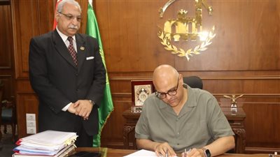 محافظ القليوبية يقرر خفض تنسيق القبول بفصول الخدمات بالثانوي العام لـ180 درجة