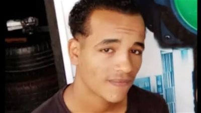 هشم رأس صديقه بالشاكوش.. القبض على عامل خردة بتهمة قتل شريكه وإلقاء جثته في صحراء قنا