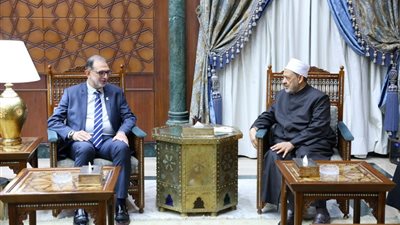 خلال استقباله رئيس هيئة سلامة الغذاء.. الإمام الطيب: طلاب الأزهر أمانة في أعناقنا ونسعى لتوفير أفضل الخدمات لهم