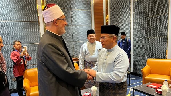 الدكتور نظير عياد