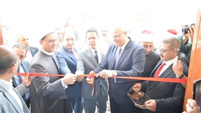 محافظ القليوبية ورئيس جامعة بنها ومدير الأمن يفتتحون مسجد الحبيب المصطفى بالحرم الجامعي بكفر سعد
