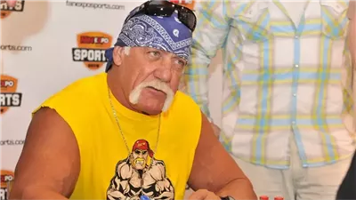 وفاة هالك هوجان تتحول إلى لغز غامض.. ابنته تستعين بمحققين خاصين لكشف الحقيقة