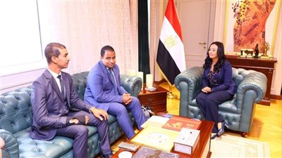 وزيرة التضامن تشيد بمؤسسة ظواهر في الأقصر: نموذج شبابي ملهم للعمل الأهلي