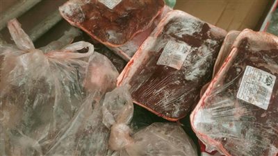 ضبط لحوم ودواجن غير صالحة للاستهلاك خلال حملة تموينية مكبرة بالأقصر