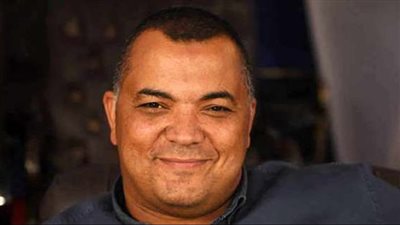 الأهلي ينعى وائل عزت رئيس جهاز ألعاب الماء بالنادي