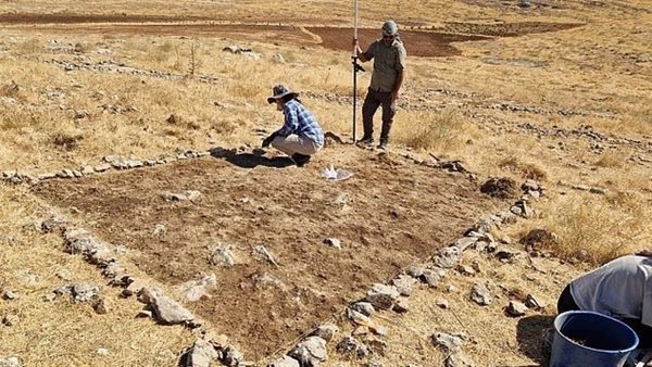 اكتشاف بقايا بشرية