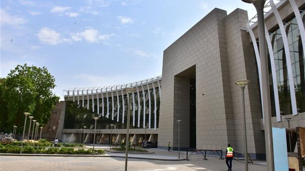 مجمع الأقصر الطبي