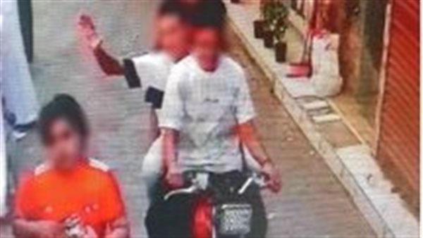  المتهمين بصفع صغير