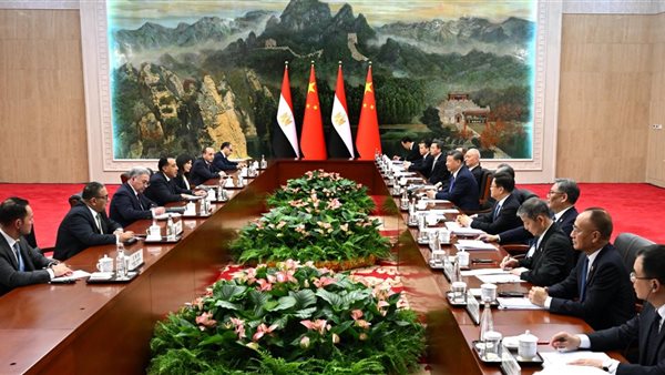 الرئيس الصيني يستقبل