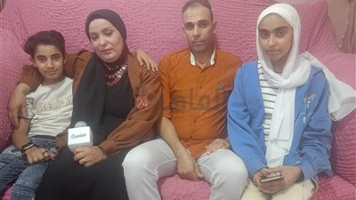 من موظفة بمكتب محاماة لطالبة بكلية الحقوق.. هدى عبد الكريم ابنة الفيوم تحقق حلمًا تأخر 15 عامًا