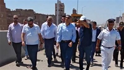 إزالة الحواجز الخرسانية وفتح نزلة محور عمرو بن العاص على الطريق الدائري للقادم من أكتوبر باتجاه المنيب