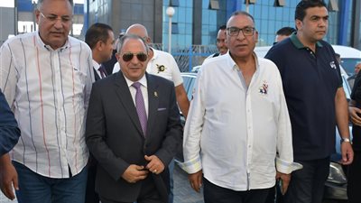 محافظ بورسعيد يشهد مباراة المصري وكهرباء الإسماعيلية باستاد السويس الجديد