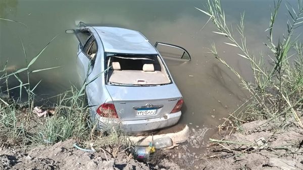 انقلاب السيارة في