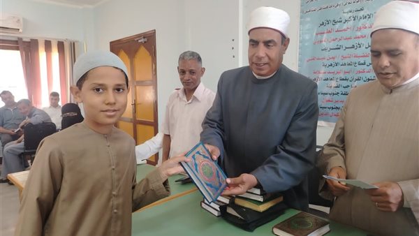 تكريم المشاركين في