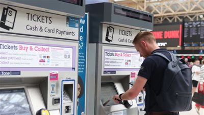 دون حجز أو دفع مسبق.. بريطانيا تبدأ تطبيق تجربة جديدة لحجز تذاكر القطارات بنظام جي بي إس 