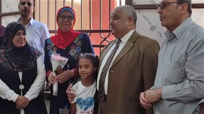 تعليم الأقصر ينتقل إلى مقره الجديد بالعوامية.. وافتتاح منفذ بيع منتجات المدارس بأرمنت