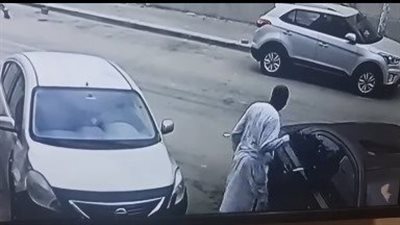 الأمن يفحص واقعة سرقة لاب توب من داخل سيارة بأكتوبر