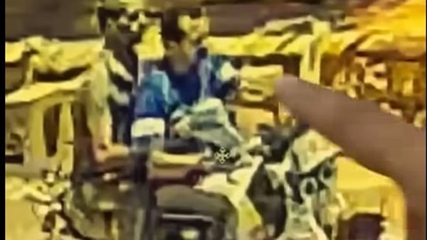 المتهمين بسرقة حقيبة