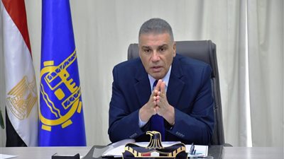 محافظ أسوان ينعى المعلمة إيمان صابر عقب وفاتها في طابور الصباح 