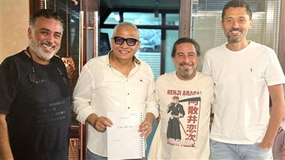 كريم محمود عبد العزيز بطل فيلم إحنا والقمر جيران 