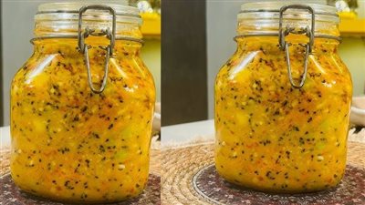 في نفس اليوم| طريقة مخلل الليمون السريع.. اعمليه في الكبة وقدميه مقبلات حرشة