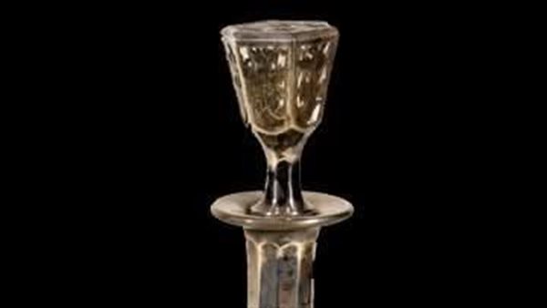 القطعة الأثرية 