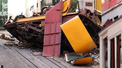 حادث قطار لشبونة الجبلي يكشف عن عيوب فنية في سحر المدينة القديم
