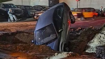 بعد سقوط سيارة في أعمال حفر للصرف الصحي.. محافظ الإسكندرية يوجه بمراجعة إجراءات السلامة بمواقع العمل