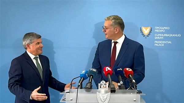 جانب من مؤتمر وزير