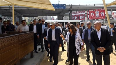 رئيس الوزراء يتابع الموقف التنفيذي لأعمال مشروع تطوير سوق العتبة بوسط القاهرة
