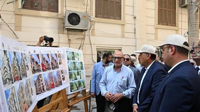 رئيس الوزراء يتفقد مشروع تحسين الصورة البصرية للقاهرة الخديوية 