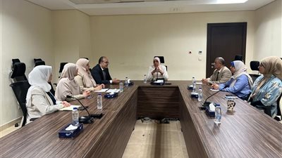 المشرف على قطاع الإسكان والمرافق بالوزارة تعقد اجتماعا لمناقشة آليات العمل بالقطاع