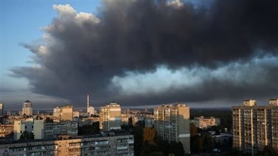 روسيا تشن أكبر هجوم جوي ليلي منذ بداية الحرب.. والنيران تشتعل بمبنى الحكومة الأوكرانية