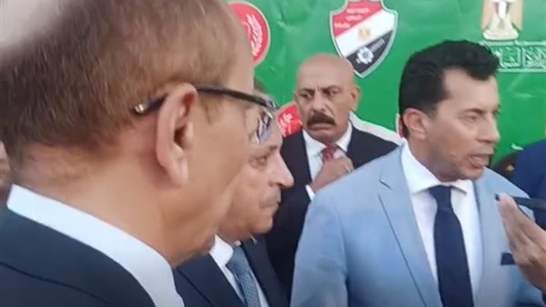 وزير الرياضة 