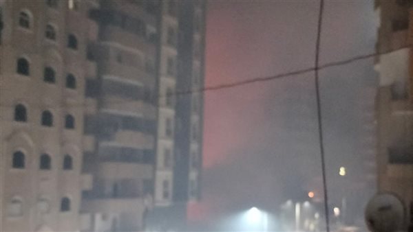 جانب من الحريق