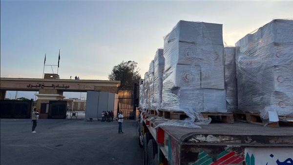 مساعدات الهلال الأحمر