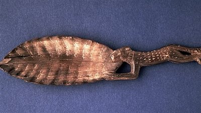 متحف ليفربول يعرض ملعقة تجميل فرعونية فريدة من عصر الأسرة الـ 18 