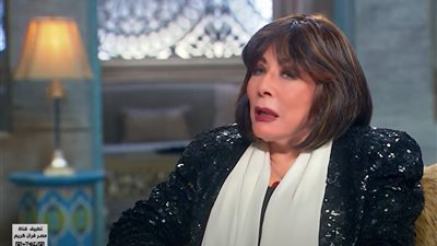 لبنى عبد العزيز: بحس بحسرة لما شغلي ميتشافش.. وبستخدم chatGPT باستمرار