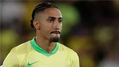 بسبب رافينيا.. صحف إسبانيا المنحازة لـ برشلونة تحاصر أنشيلوتي بالانتقادات