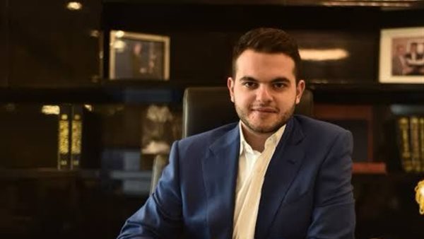 طارق أبو العينين