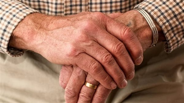 متوسط الأعمار 