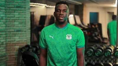 المصري البورسعيدي يعلن تعاقده مع النيجيري كينجسلي إيدو