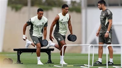 بداية العودة.. بيلينجهام وكامافينجا يشاركان جزئيًا في مران ريال مدريد