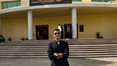 أزمة قلبية تنهي حياة طالب سياسة واقتصاد خلال استلام حصة السماد من الجمعية الزراعية بقريته في سوهاج