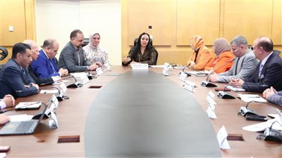 وزيرة التضامن تترأس اجتماع اللجنة العليا لمتابعة الشكاوى والطلبات والخدمات.. وتتابع إجراءات قياس رضا المواطن