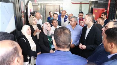 خطة تدريبية شاملة وربط بالميكنة.. نائب وزير الصحة يوجه بتعزيز مهارات طلاب المعهد الفني الصحي بأسيوط
