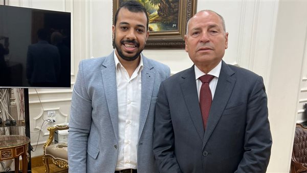 محافظ القاهرة ومحرر