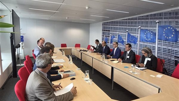 خلال اللقاء